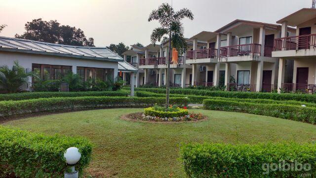 Отель Corbett Rattan Garjia Экстерьер фото